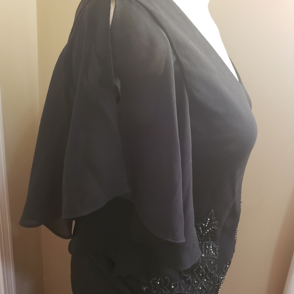 Formal Dress - Picture 4 of 5